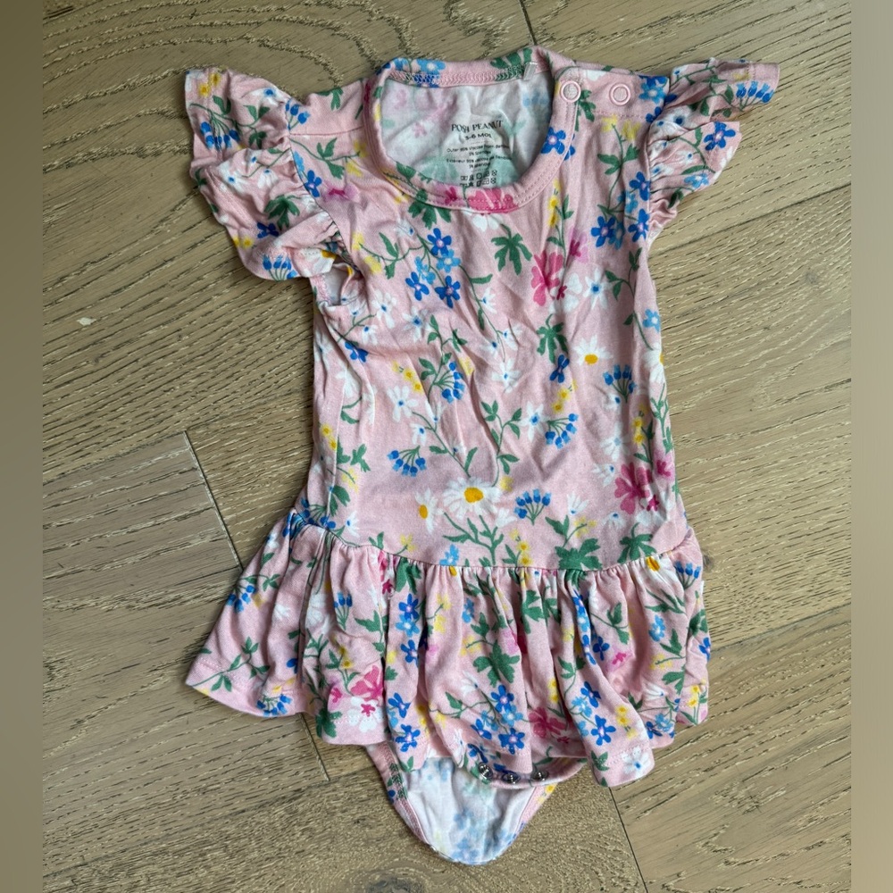 Posh Peanut Bamboo Baby Girl Pink Flower Ruffled Capsleeve Twirl Bodysuit 3-6 M